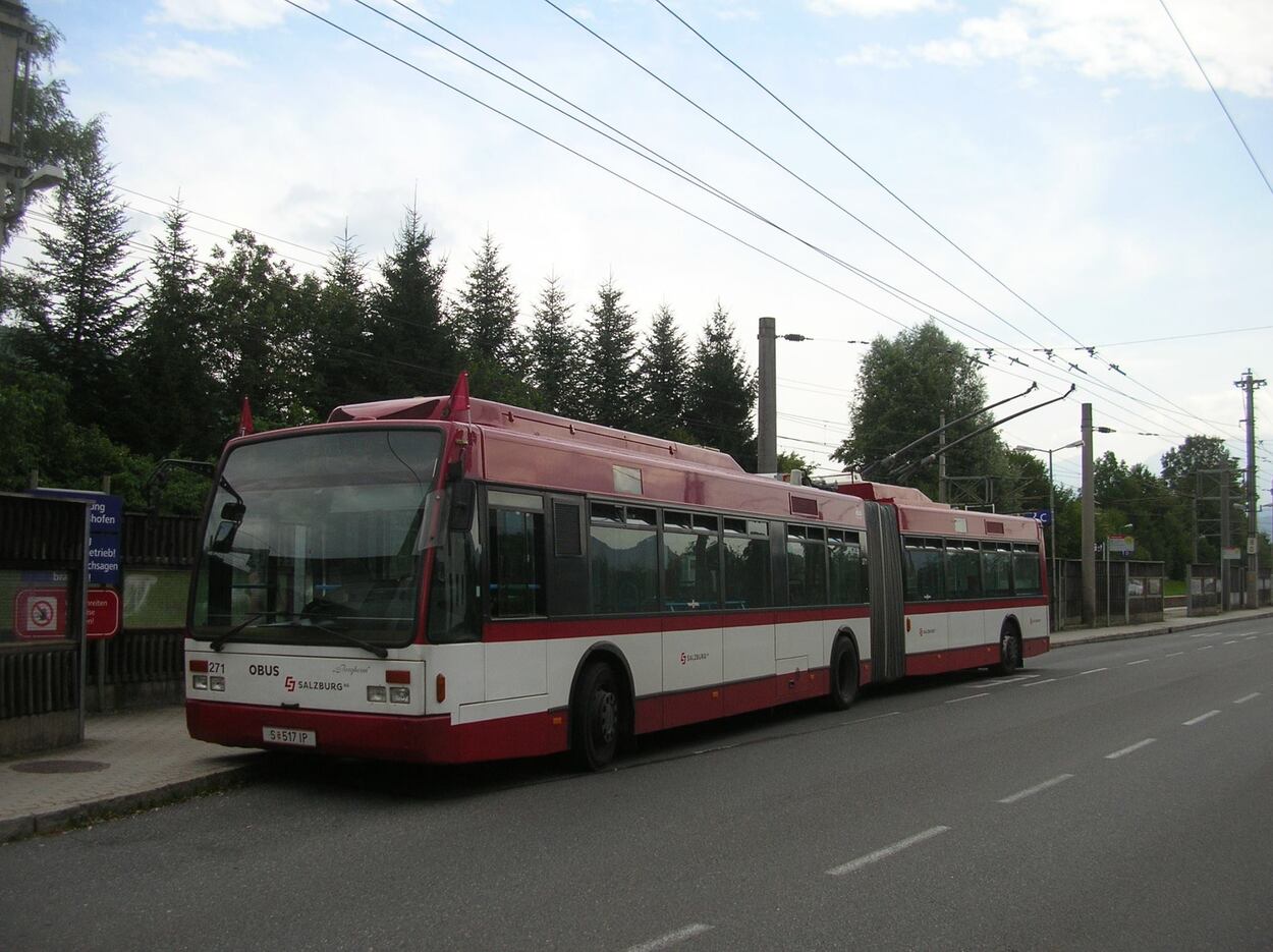 Van Hool 271