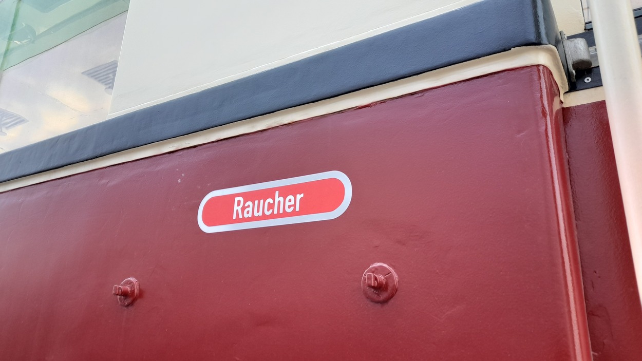 SLB Beiwagen 303 wieder in Salzburg