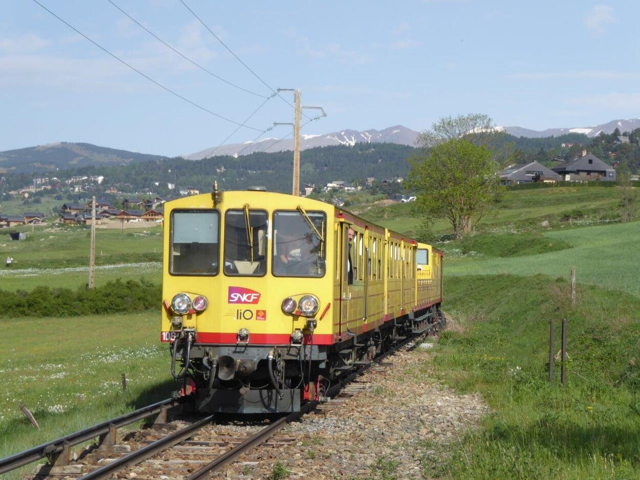 Der "gelbe Zug" der SNCF - Meterspur in den Pyrenäen