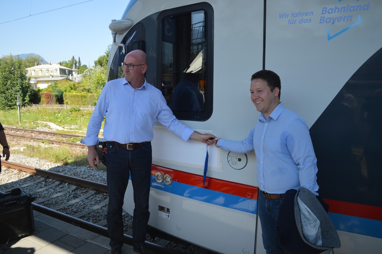 Fahrzeugsegnung der Bayerischen RegioBahn im Bahnhof Bad Reichenhall