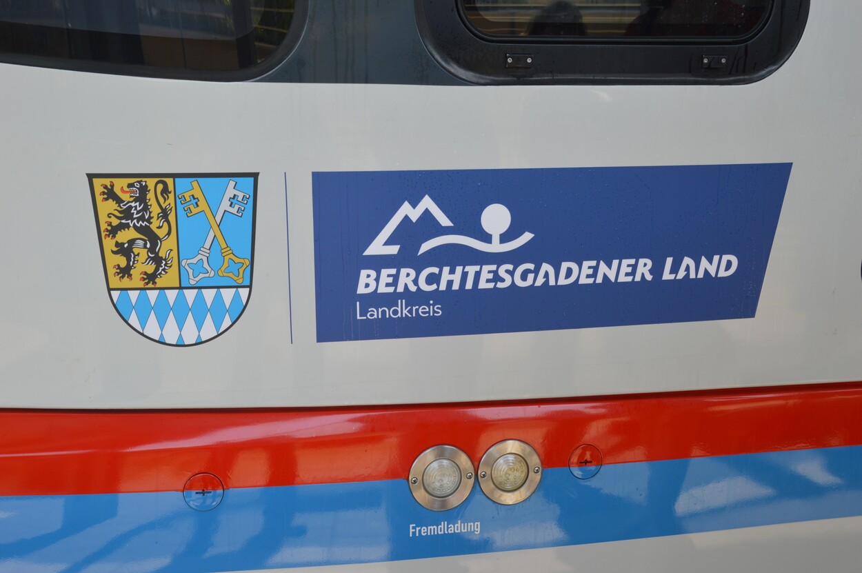 Fahrzeugsegnung der Bayerischen RegioBahn im Bahnhof Bad Reichenhall