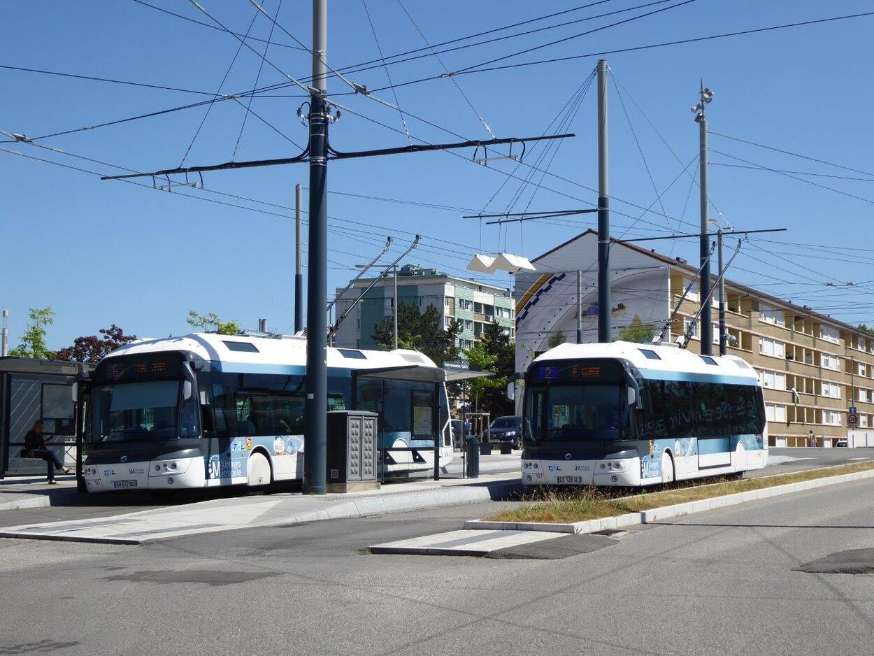 Limoges - trolleybus city