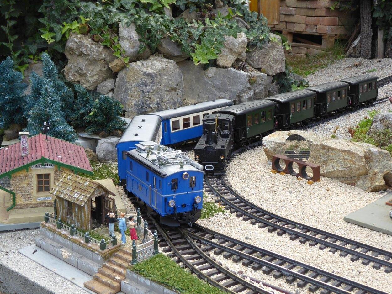 Gartenbahn im Pfarrgarten Ravelsbach