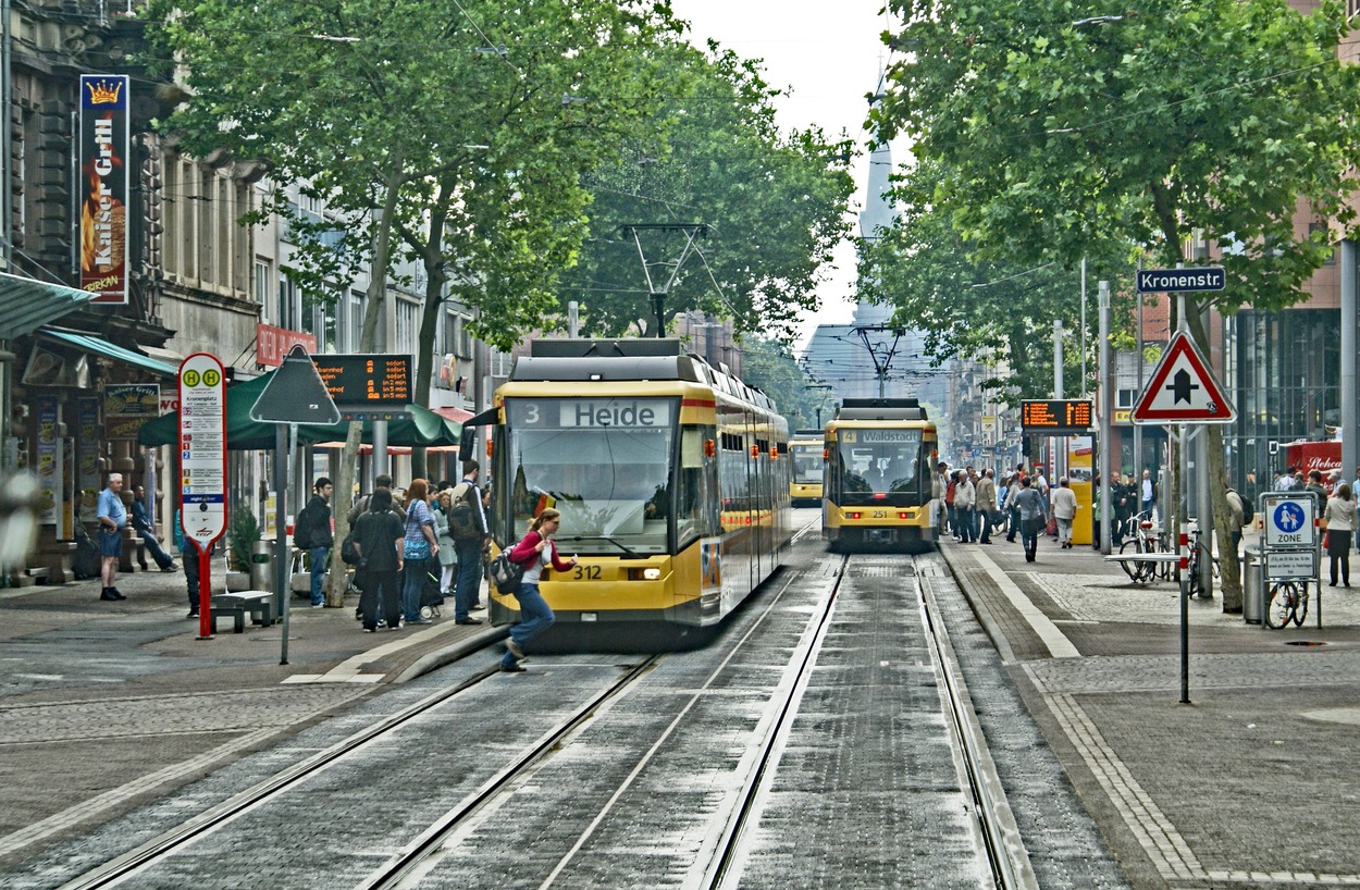 Exkursion Karlsruhe 2010 mit Dr. Wilfried Haslauer Verkehrslandesrat, heute Landeshauptmann von Salzburg