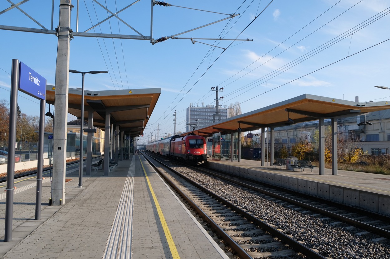 Bahnhof Ternitz erstrahlt in neuem Glanz