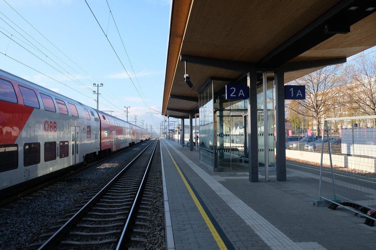 Bahnhof Ternitz erstrahlt in neuem Glanz