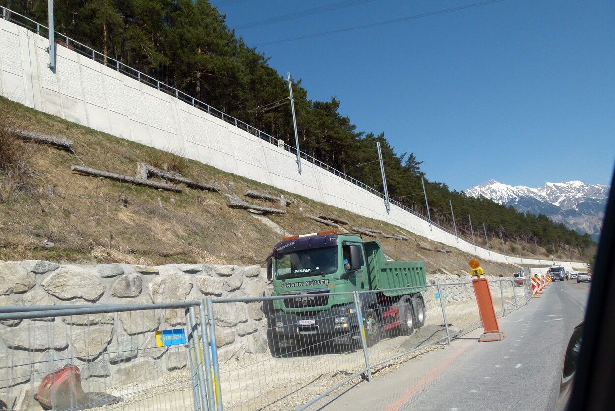 Stubaitalbahn von der Lokalbahn zur modernen Regionalstraßenbahn 