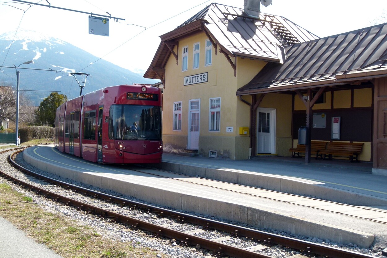 Stubaitalbahn von der Lokalbahn zur modernen Regionalstraßenbahn 