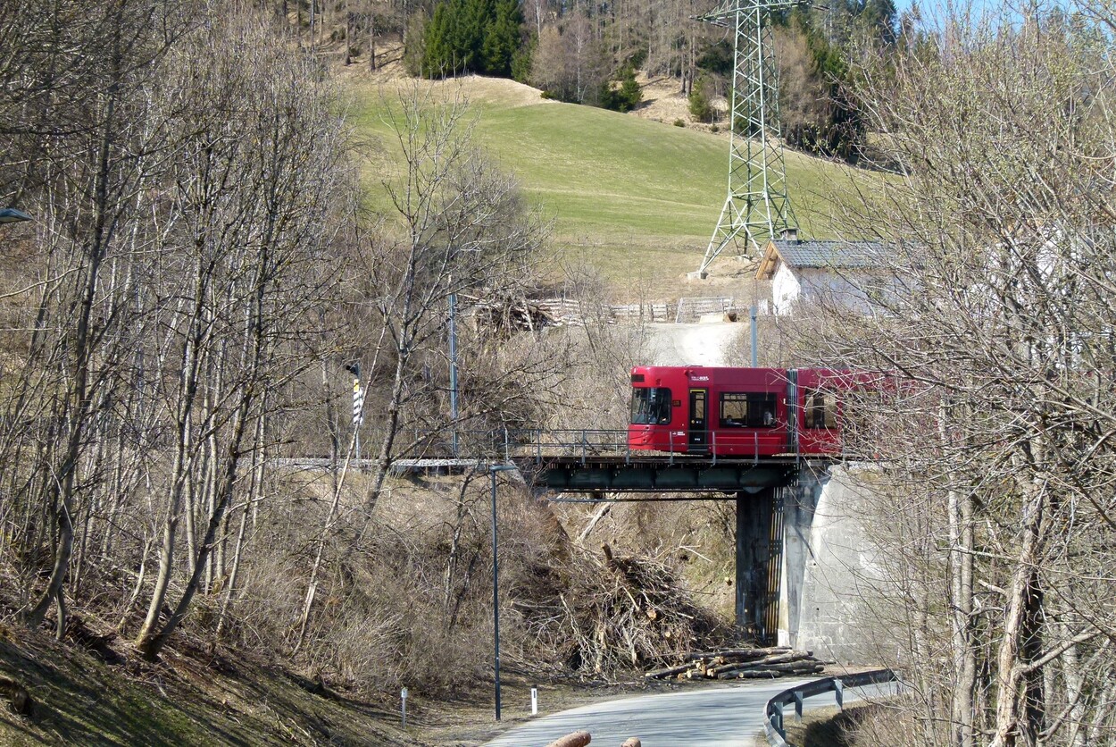 Stubaitalbahn von der Lokalbahn zur modernen Regionalstraßenbahn 