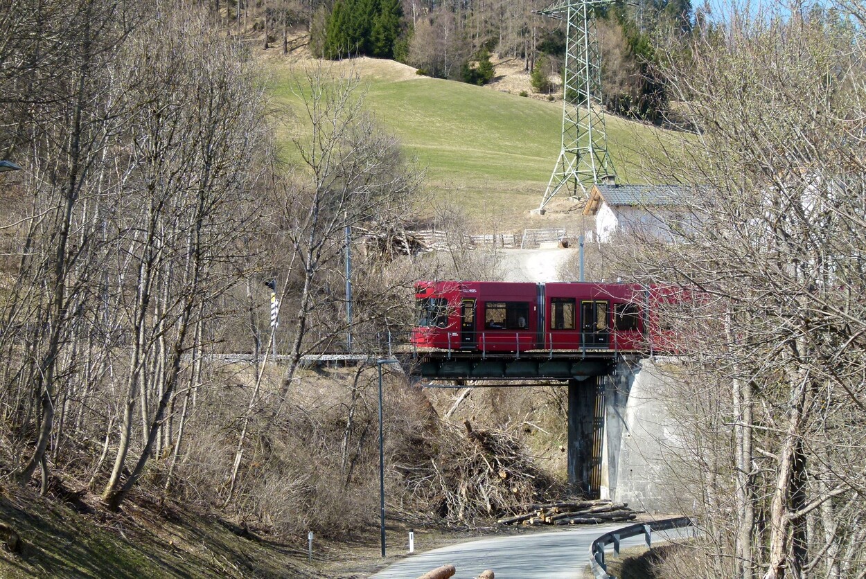 Stubaitalbahn von der Lokalbahn zur modernen Regionalstraßenbahn 