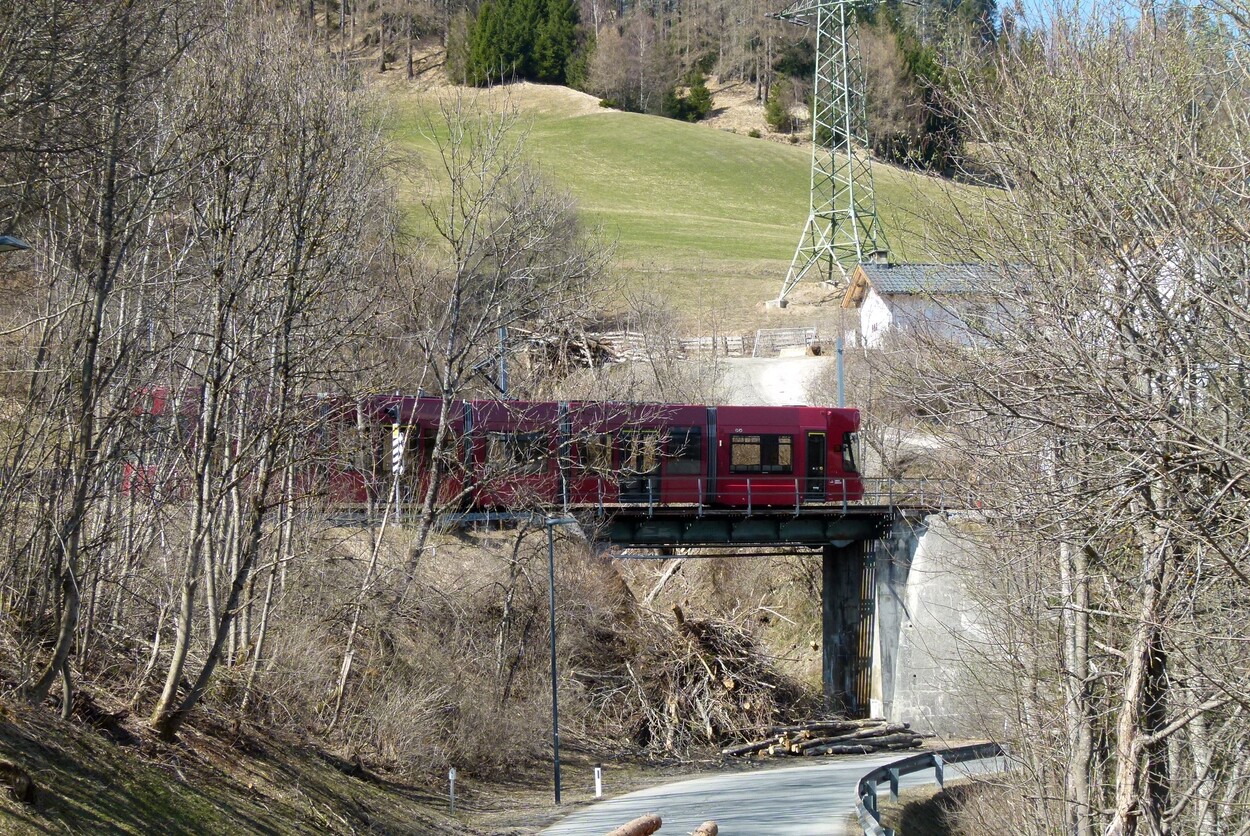 Stubaitalbahn von der Lokalbahn zur modernen Regionalstraßenbahn 