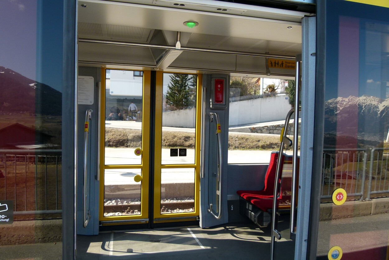 Stubaitalbahn von der Lokalbahn zur modernen Regionalstraßenbahn 