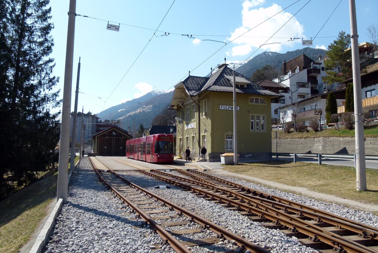 Stubaitalbahn von der Lokalbahn zur modernen Regionalstraßenbahn 