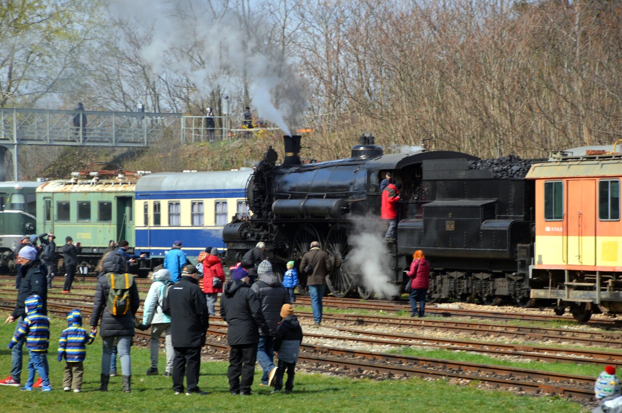 Saisoneröffnung "Andampfen" im Heizhaus Strasshof