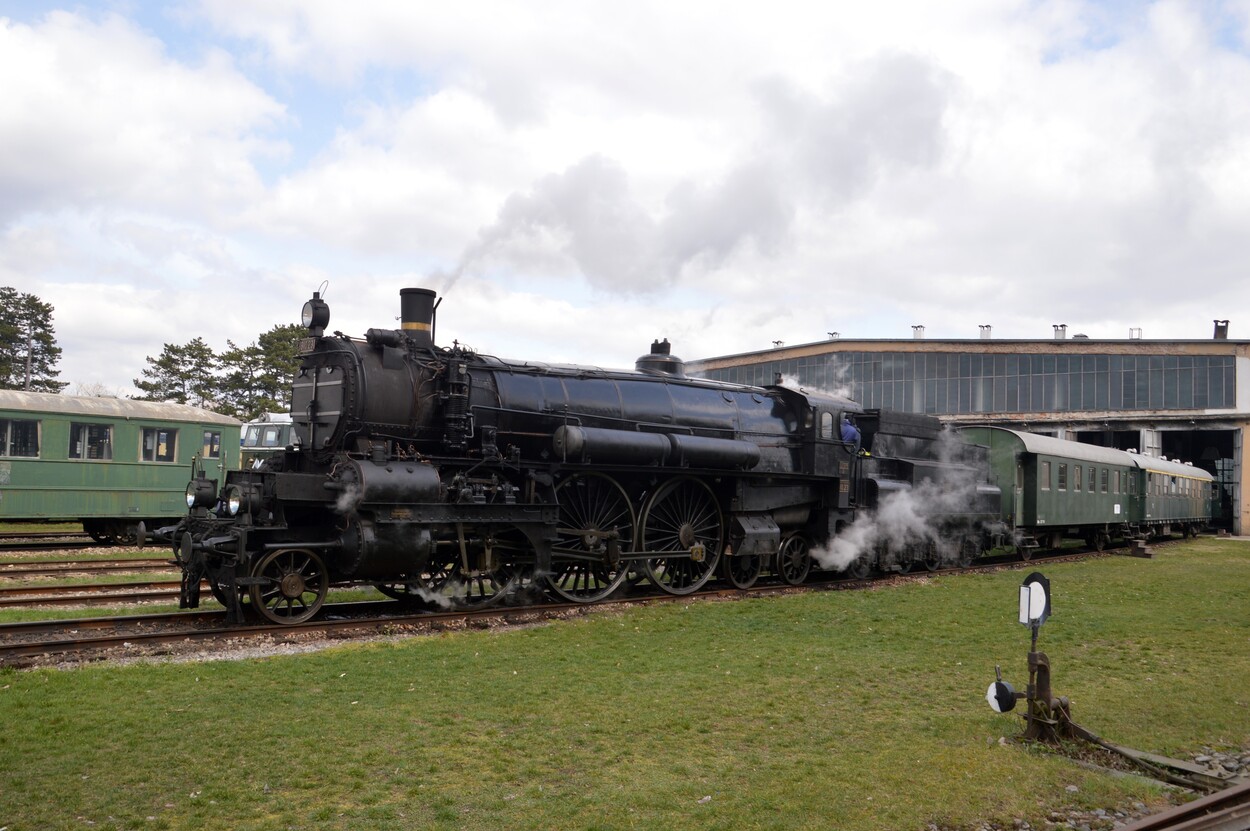 Saisoneröffnung "Andampfen" im Heizhaus Strasshof