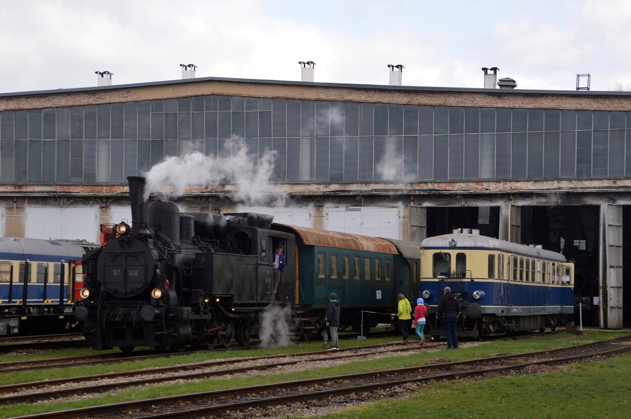 Saisoneröffnung "Andampfen" im Heizhaus Strasshof