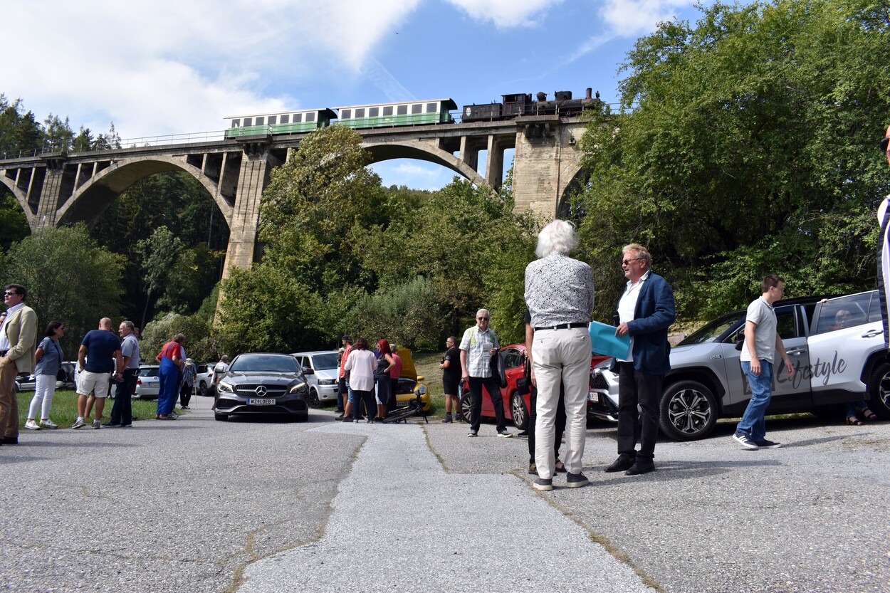 Demonstration - Für den Erhalt der Feistritztalbahn!