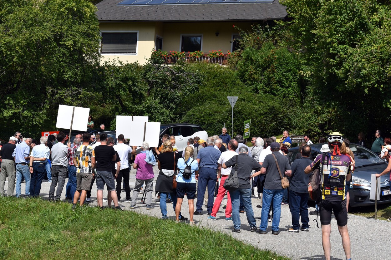 Demonstration - Für den Erhalt der Feistritztalbahn!