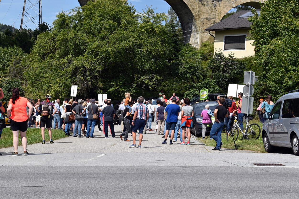 Demonstration - Für den Erhalt der Feistritztalbahn!