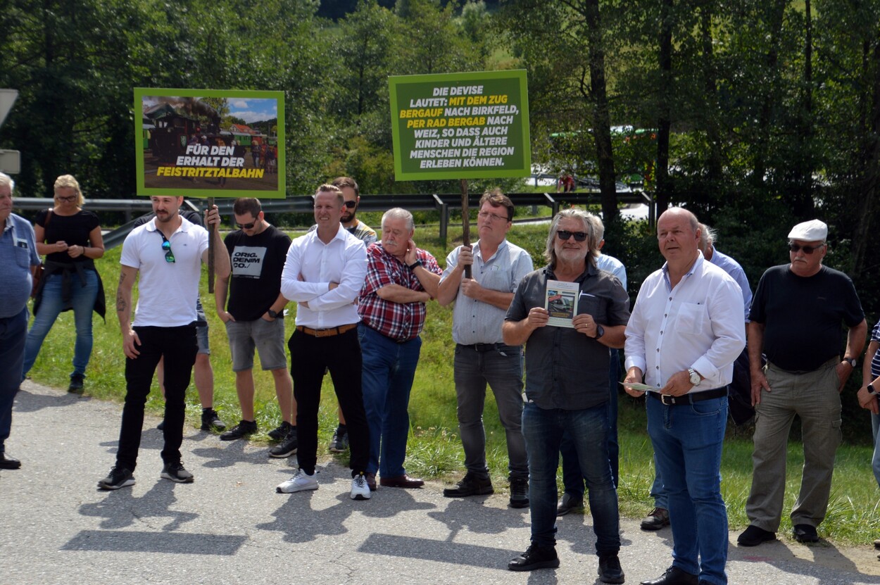 Demonstration - Für den Erhalt der Feistritztalbahn!