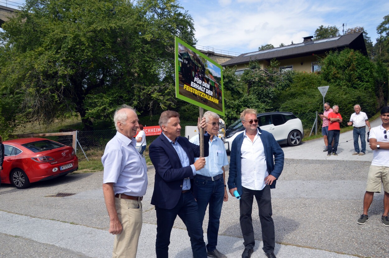 Demonstration - Für den Erhalt der Feistritztalbahn!