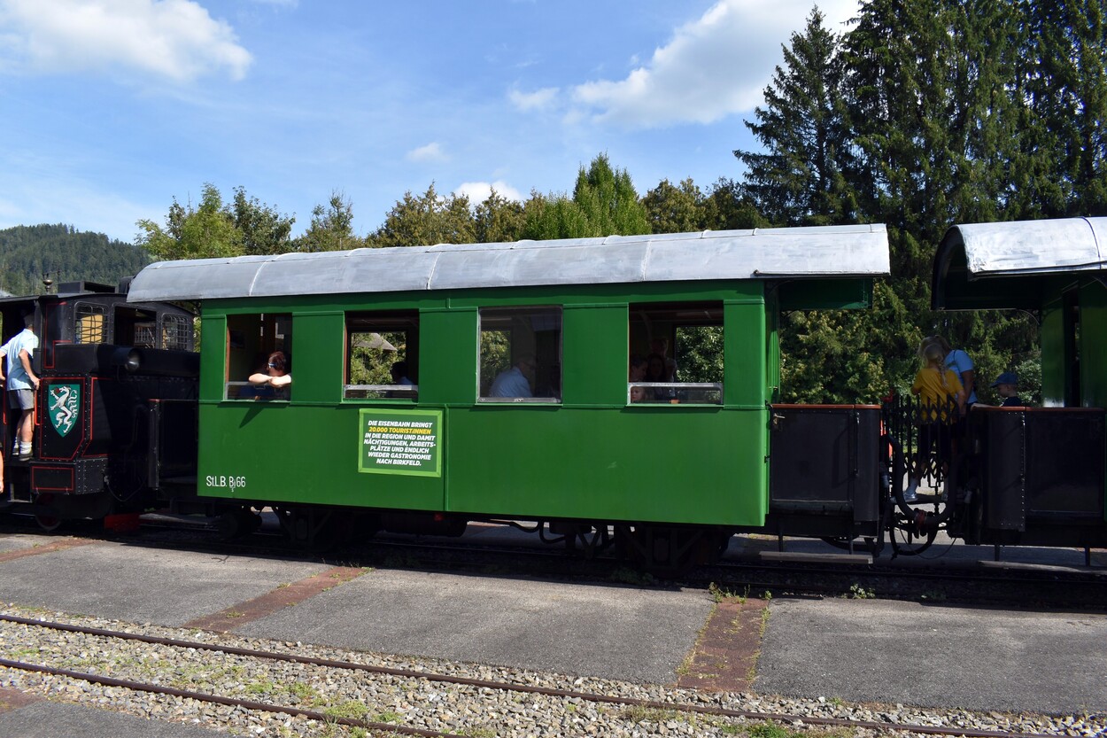 Demonstration - Für den Erhalt der Feistritztalbahn!