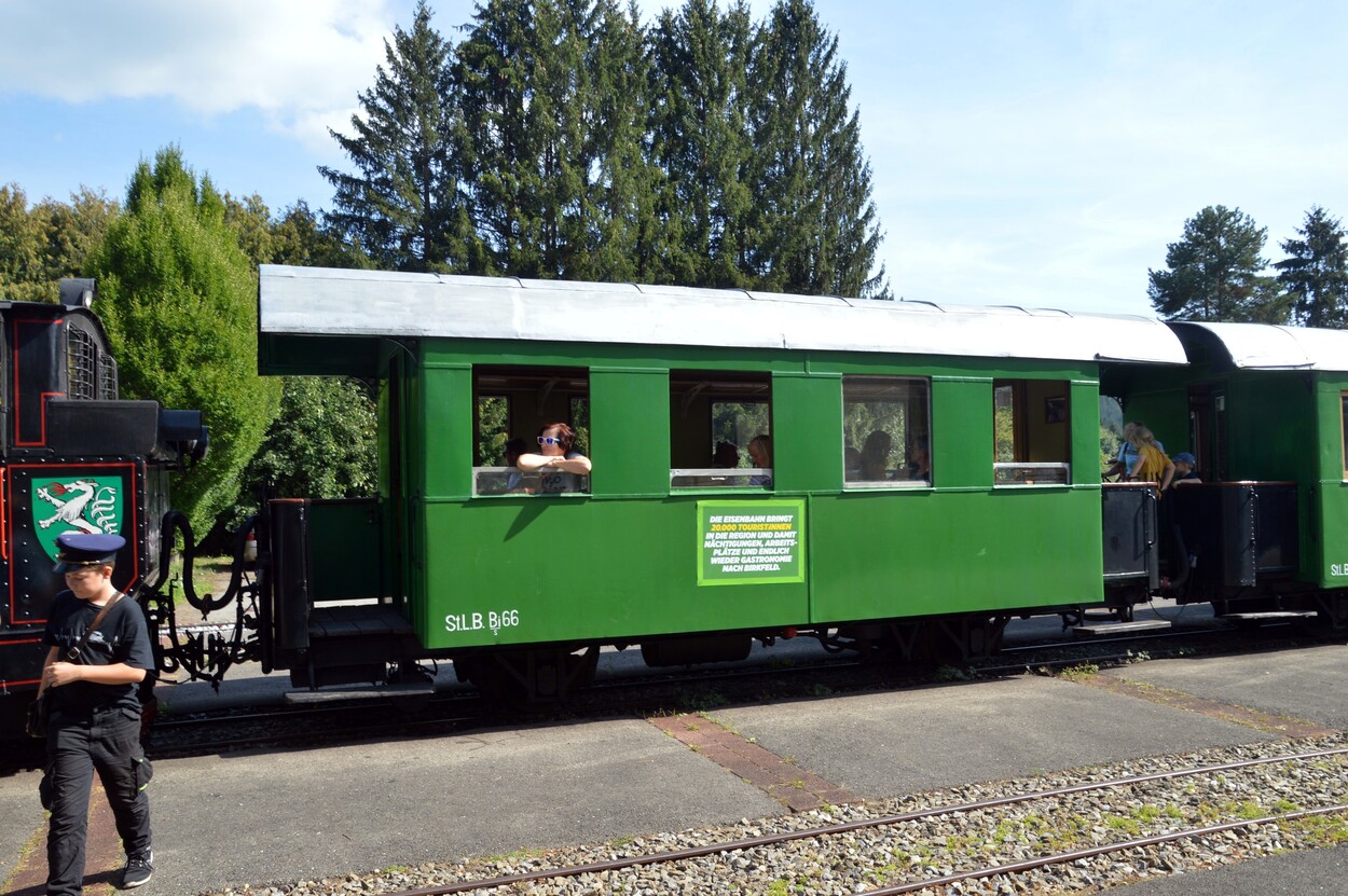Demonstration - Für den Erhalt der Feistritztalbahn!