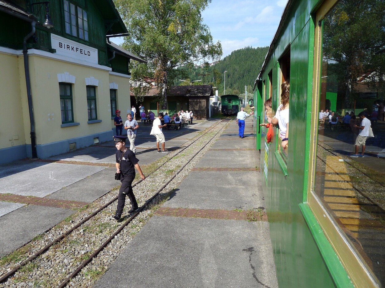 Demonstration - Für den Erhalt der Feistritztalbahn!