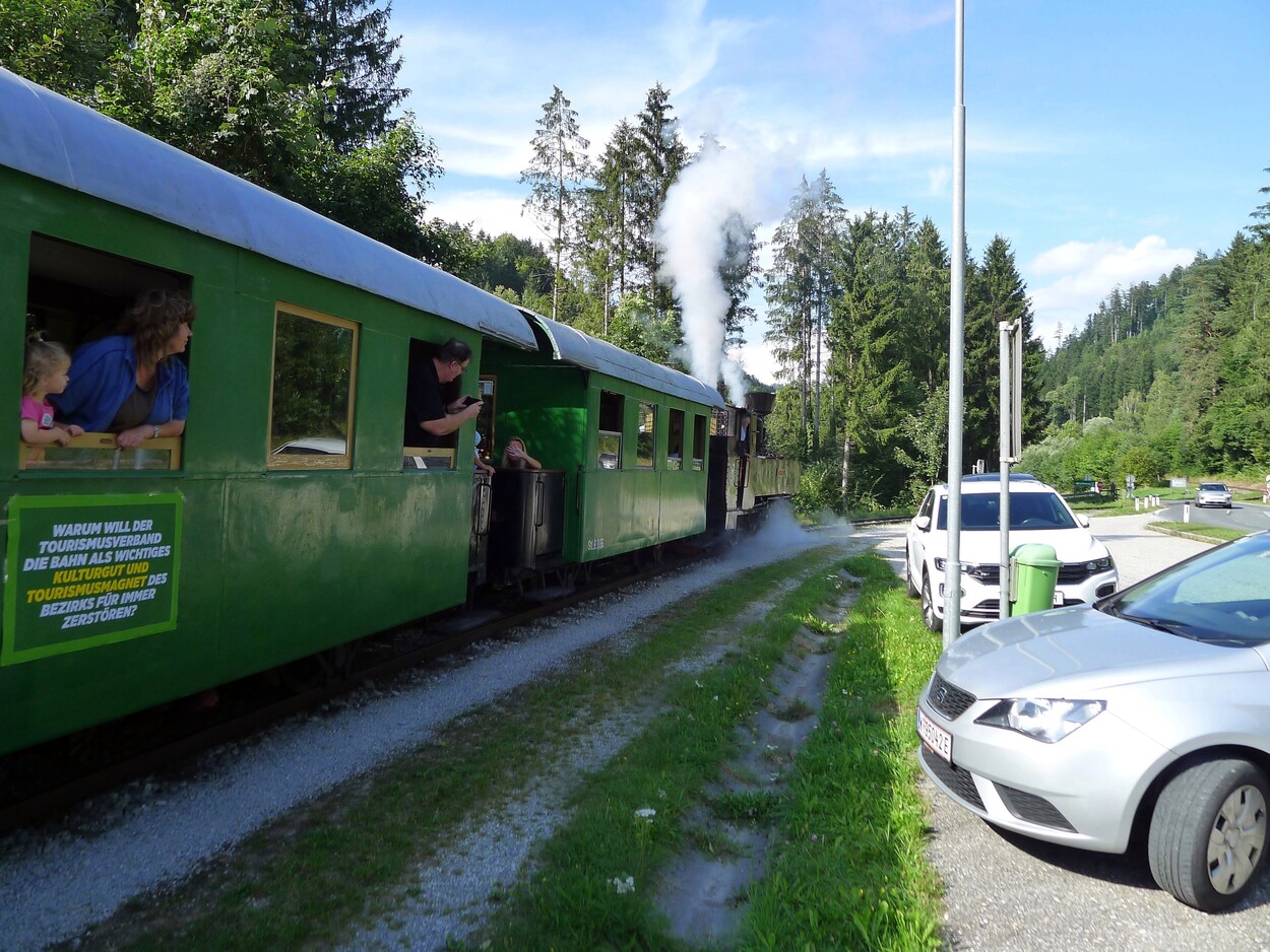 Demonstration - Für den Erhalt der Feistritztalbahn!