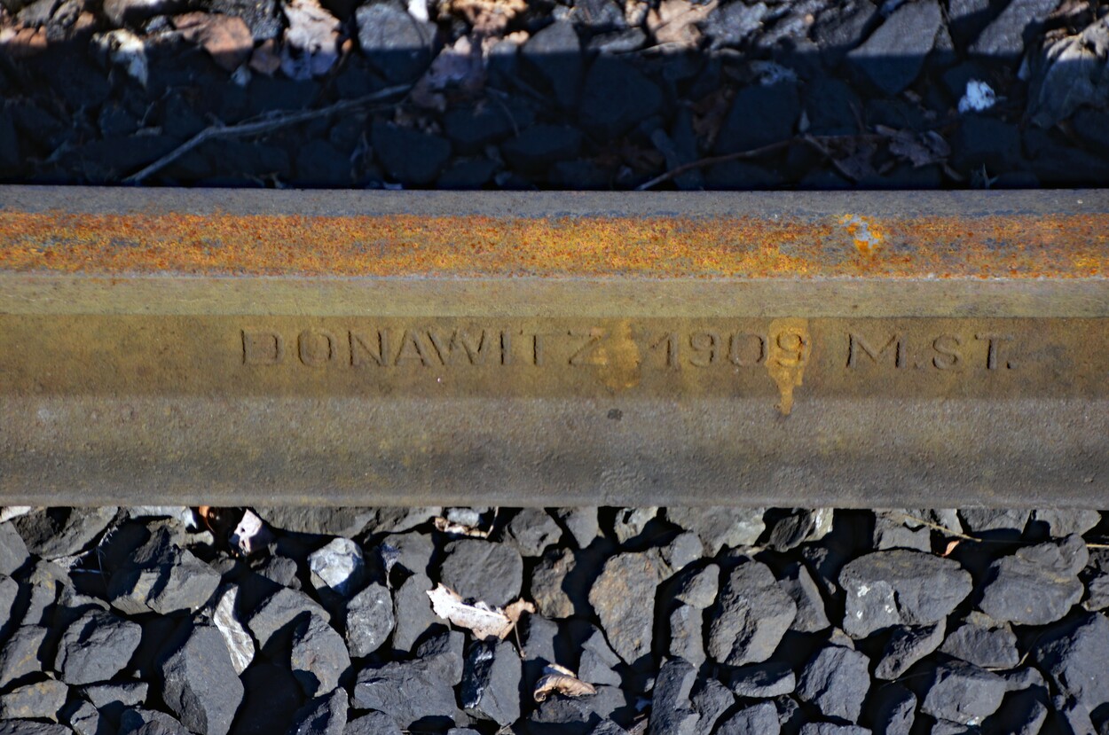 Achenseebahn-Multifunktionsfahrzeug eine Art "Schweizer Messer" in groß