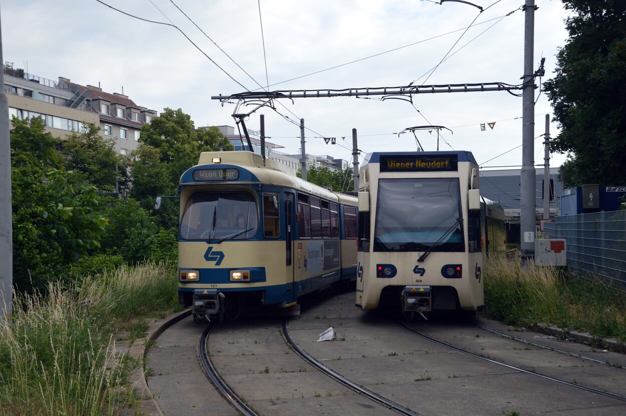 Wiener Lokalbahn - Badner Bahn - WLB
