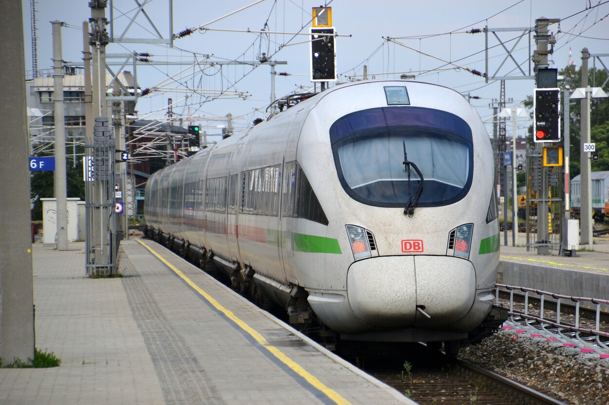 ICE der Deutschen Bahn in Wien Meidling