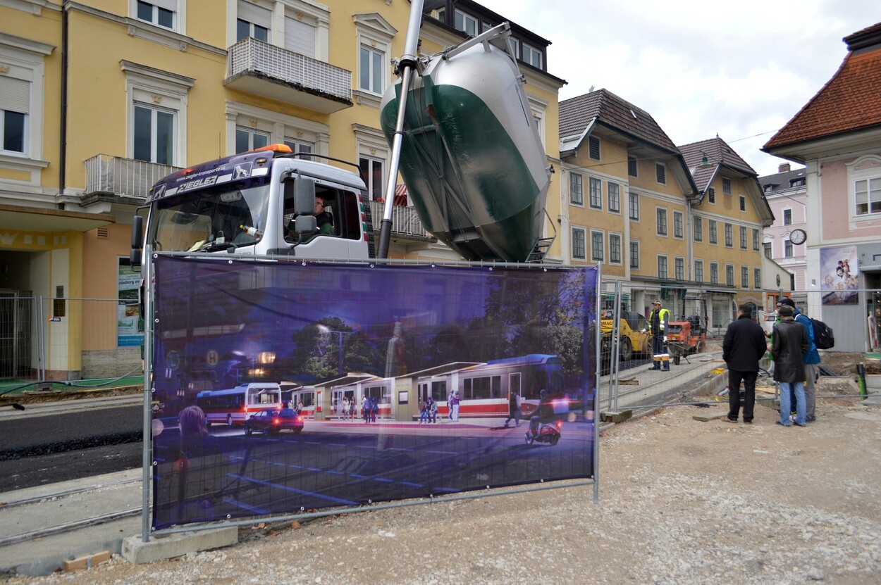 Bau der Traunseetram in Gmunden