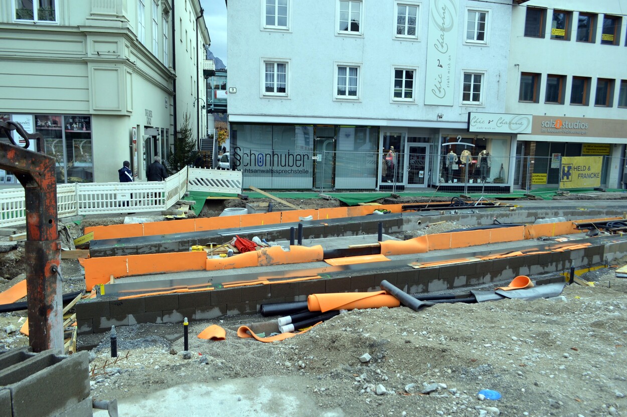 Bau der Traunseetram in Gmunden