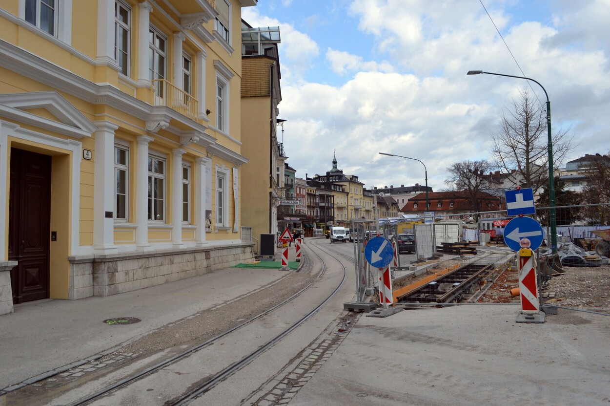 Bau der Traunseetram in Gmunden