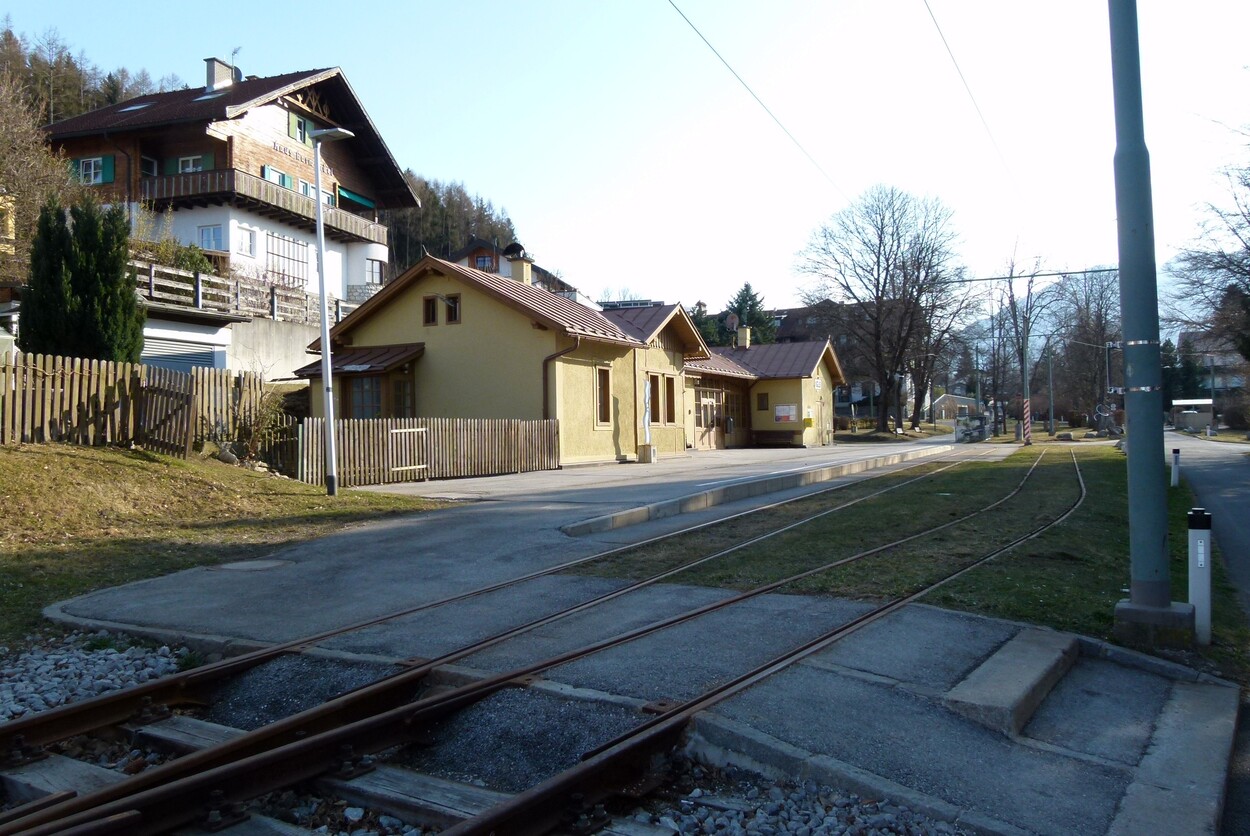Innsbrucker Mittelgebirgsbahn - Straßenbahn Linie 6