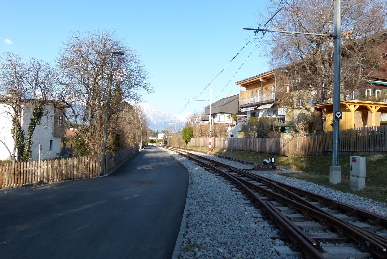 Innsbrucker Mittelgebirgsbahn - Straßenbahn Linie 6