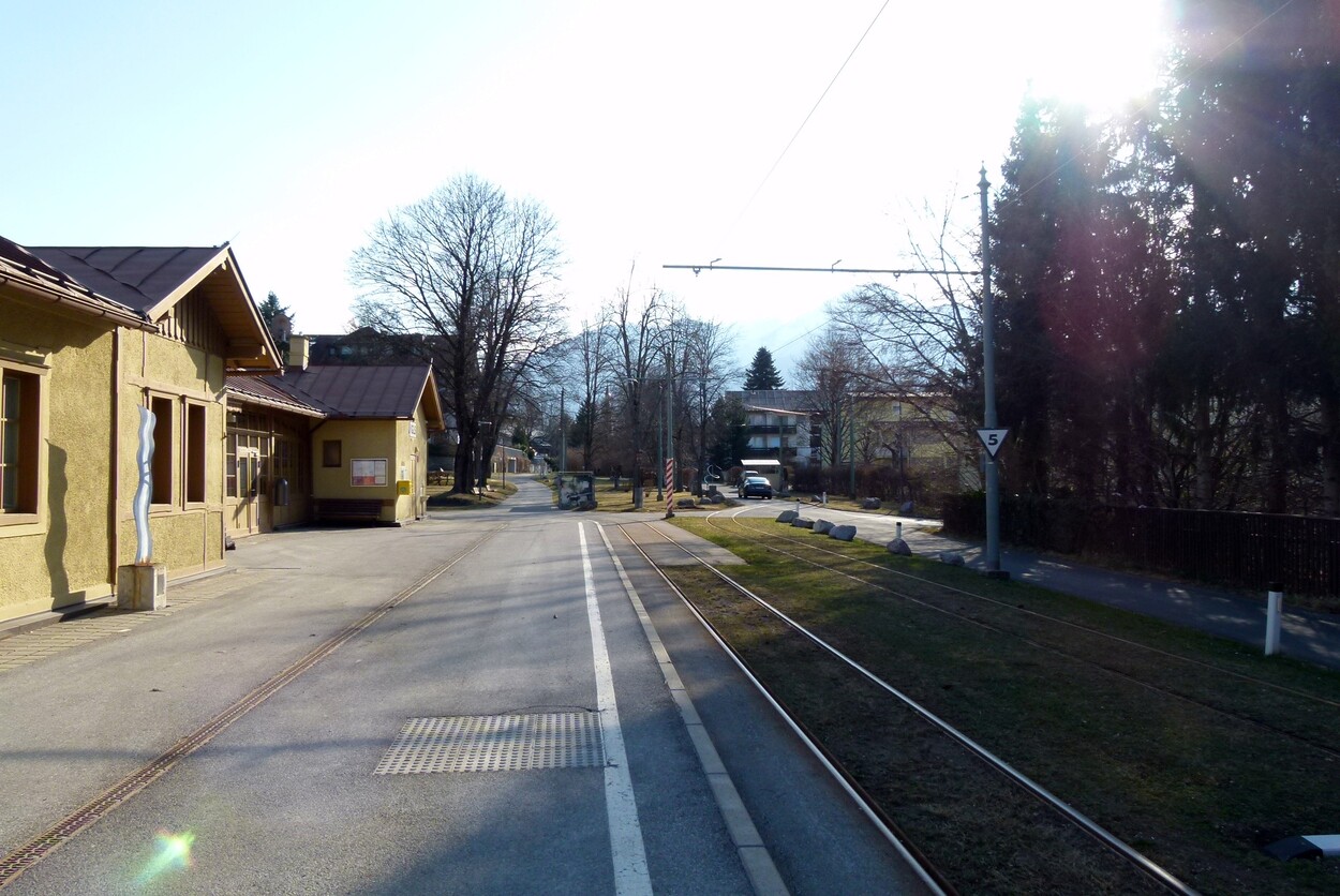 Innsbrucker Mittelgebirgsbahn - Straßenbahn Linie 6