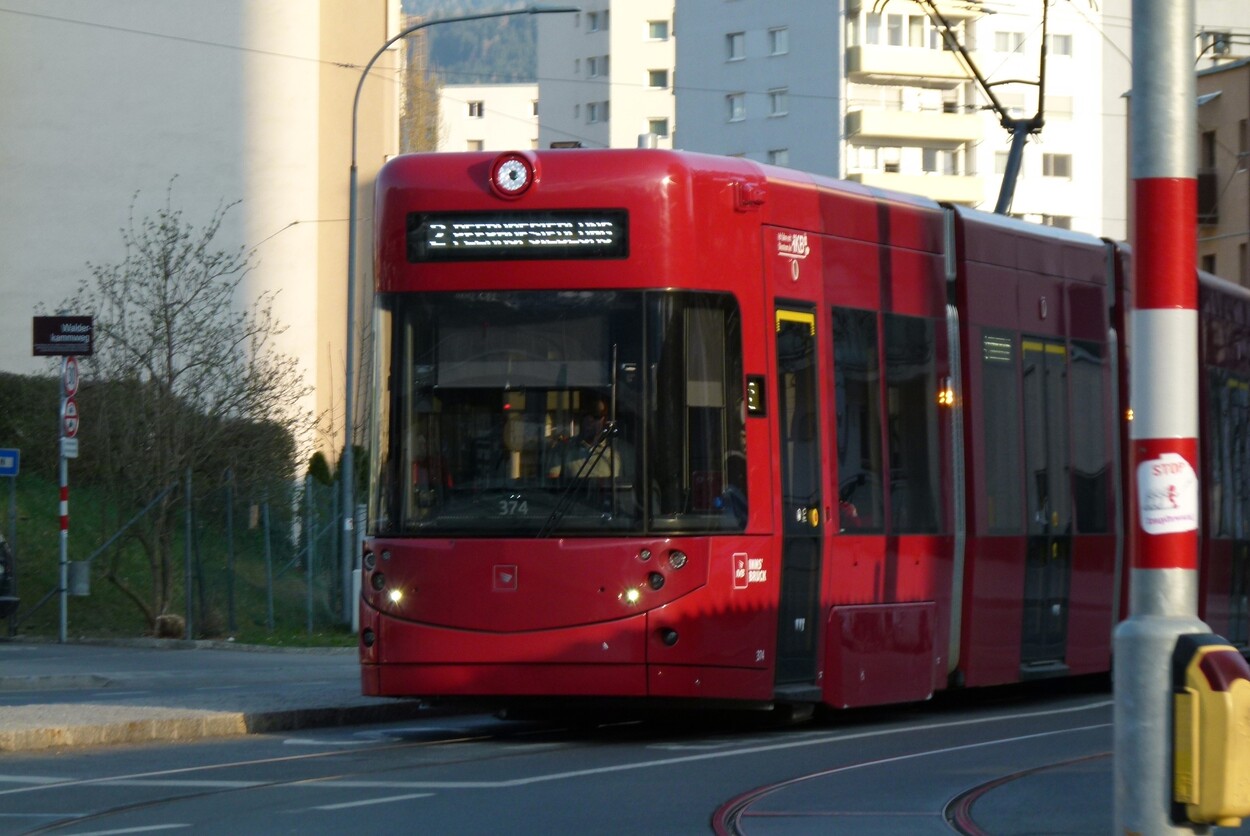Linie 2: Josef-Kerschbaumer-Straße bis Peerhofsiedlung bzw. Technik-West