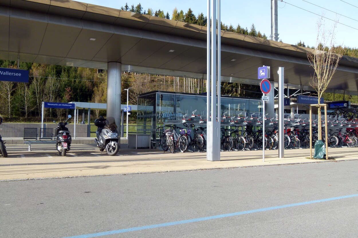 Der neue Mobilitätsknoten Bahnhof Neumarkt am Wallersee