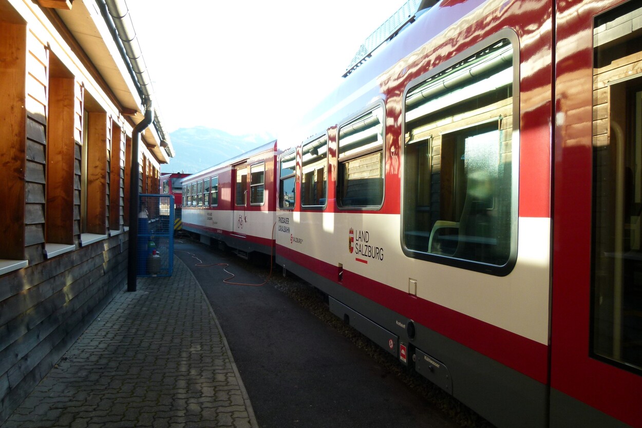 Tischlerhäusl: Betriebsleitstelle, Depot und Werkstatt der Pinzgauer Lokalbahn