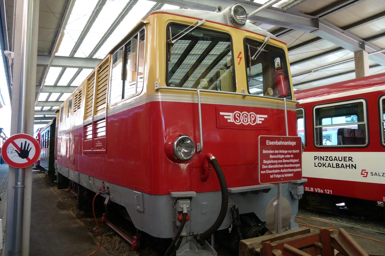 Tischlerhäusl: Betriebsleitstelle, Depot und Werkstatt der Pinzgauer Lokalbahn