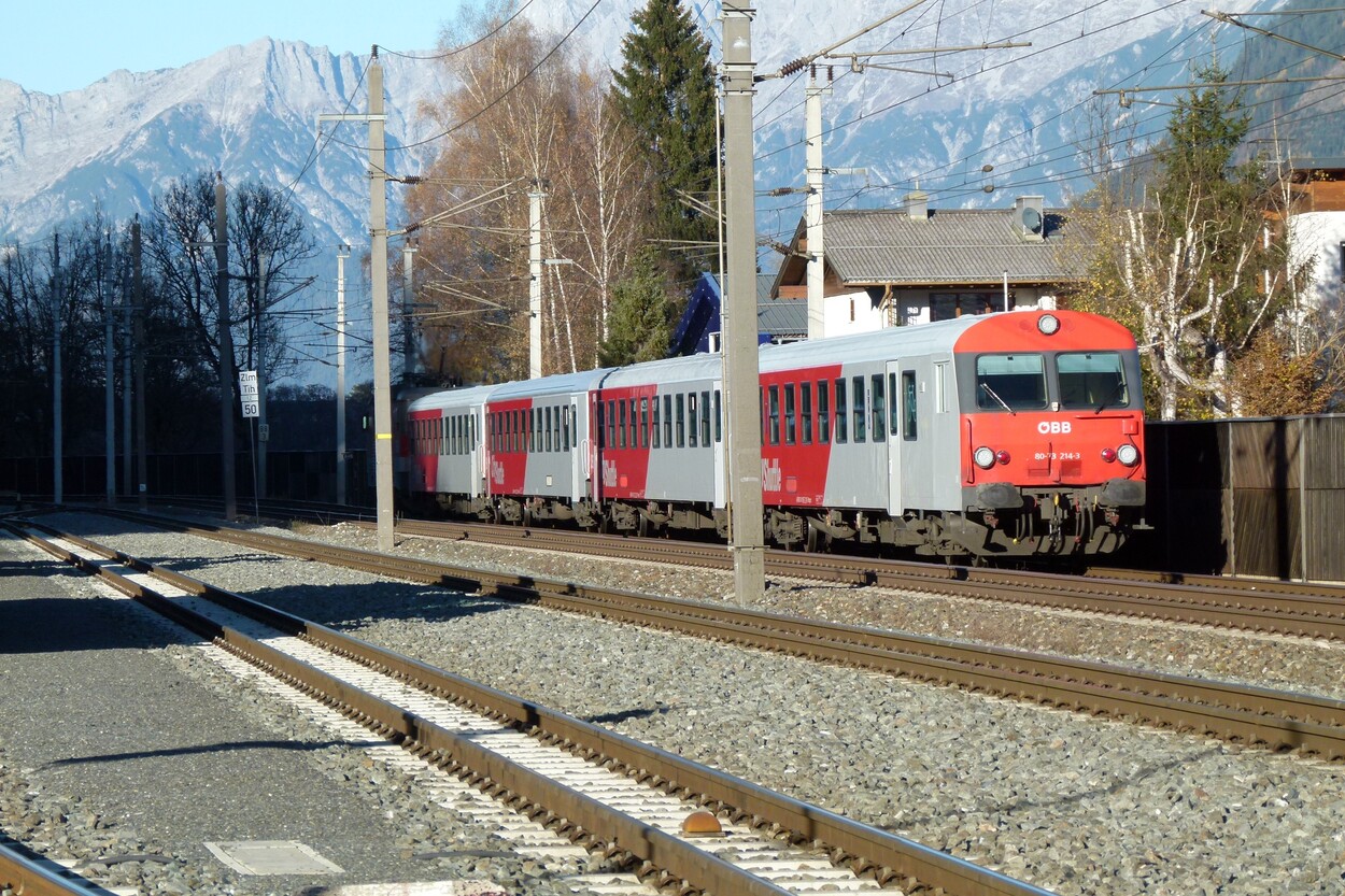 An der Salzburg-Tiroler-Bahn in Zell am See / Tischlerhäusl