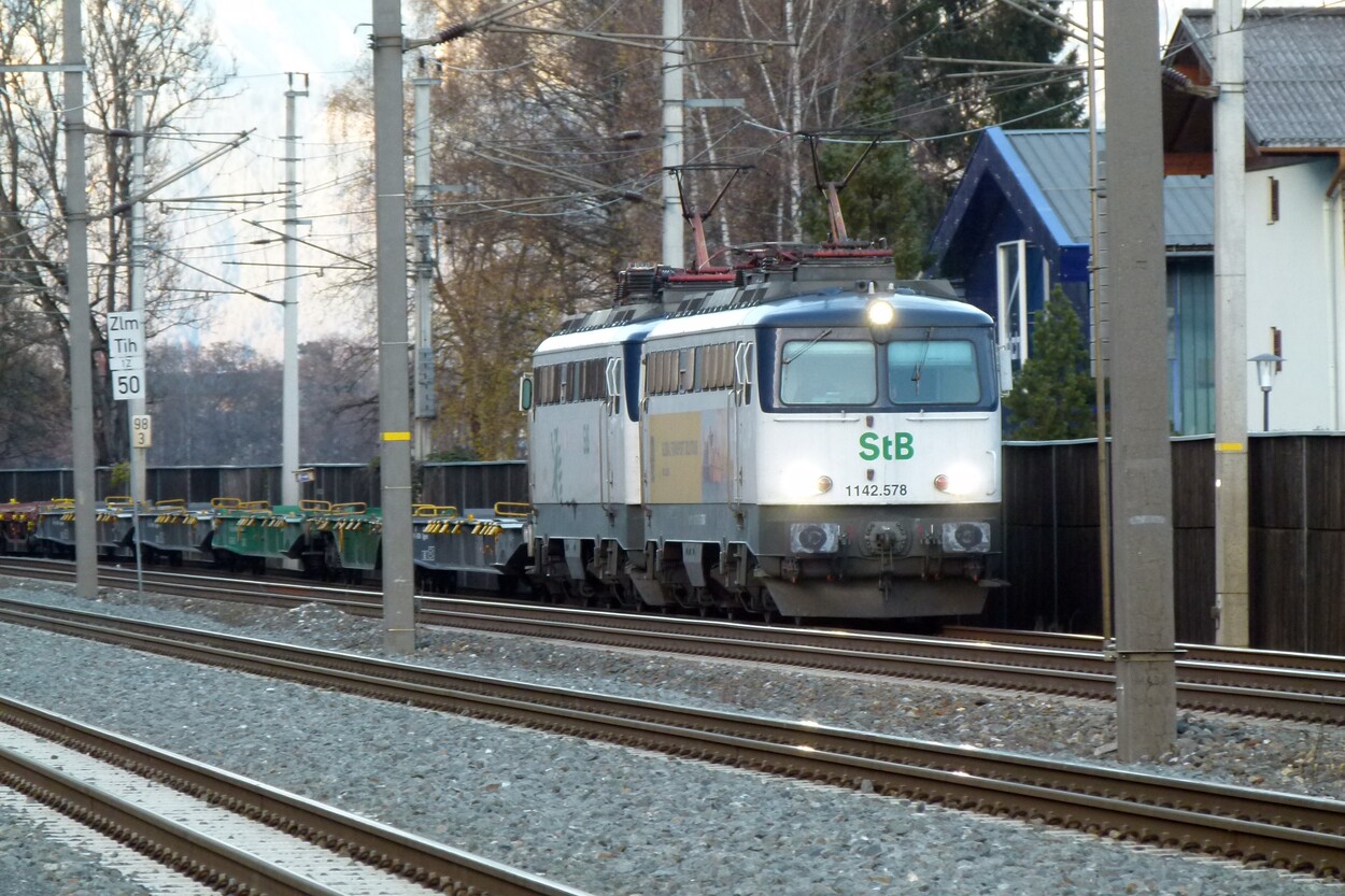 An der Salzburg-Tiroler-Bahn in Zell am See / Tischlerhäusl