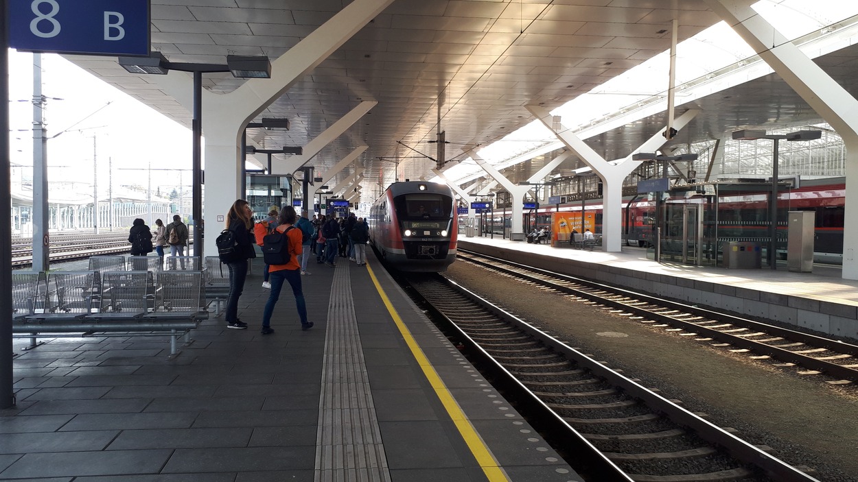 REX21 von Salzburg Hauptbahnhof bis Seekirchen | 17.06.2022