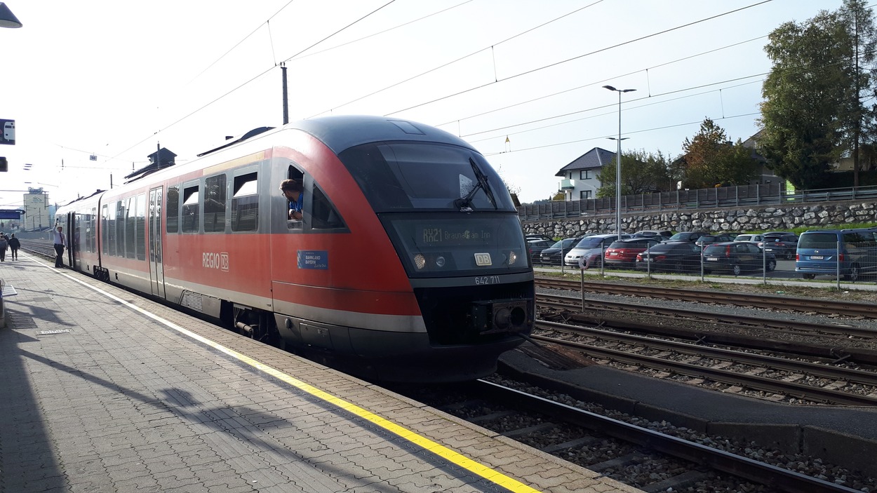 REX21 von Salzburg Hauptbahnhof bis Seekirchen | 17.06.2022