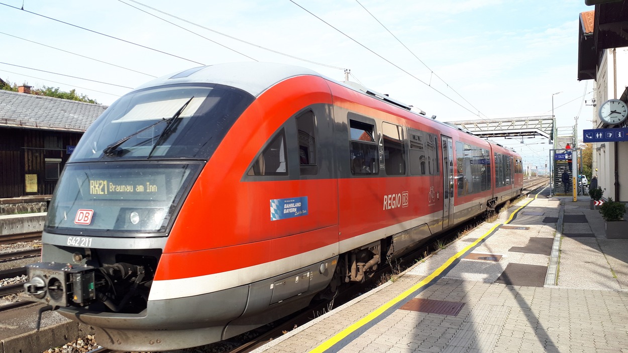 REX21 von Salzburg Hauptbahnhof bis Seekirchen | 17.06.2022