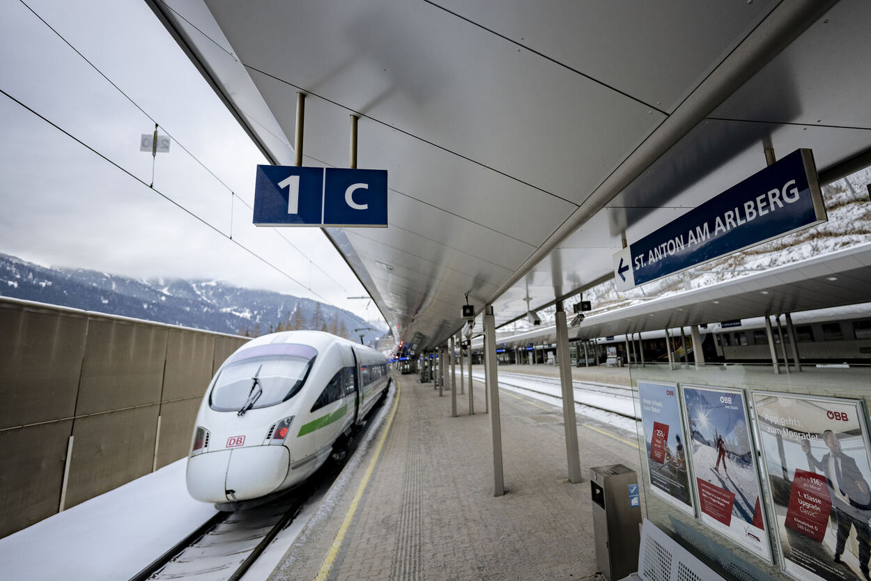 ÖBB: Mit dem ICE „Ski Express Tirol“ direkt von Hamburg nach St. Anton am Arlberg