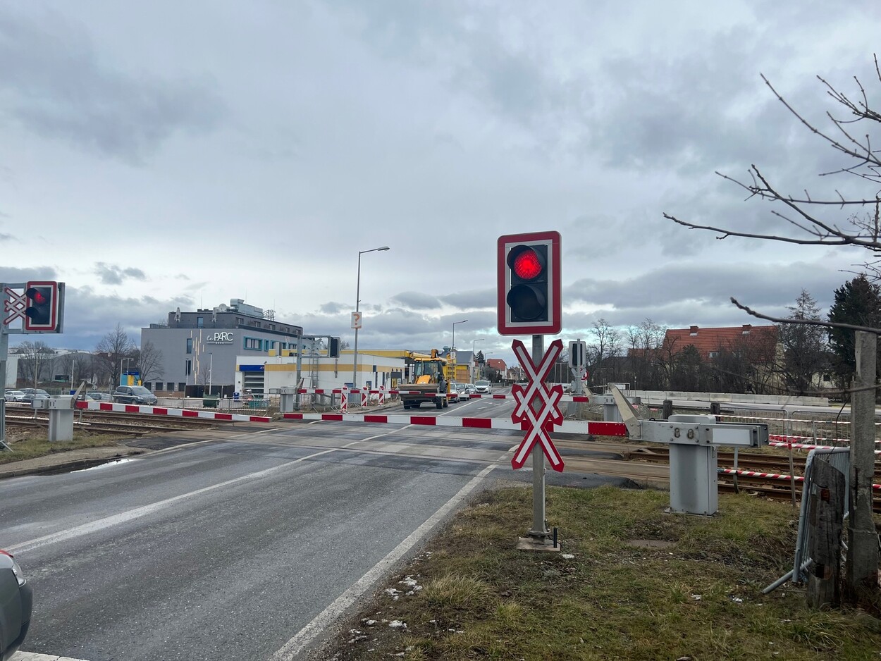 Wiener Neustadt: Eisenbahnkreuzung mit der B 54 ab 6. März gesperrt