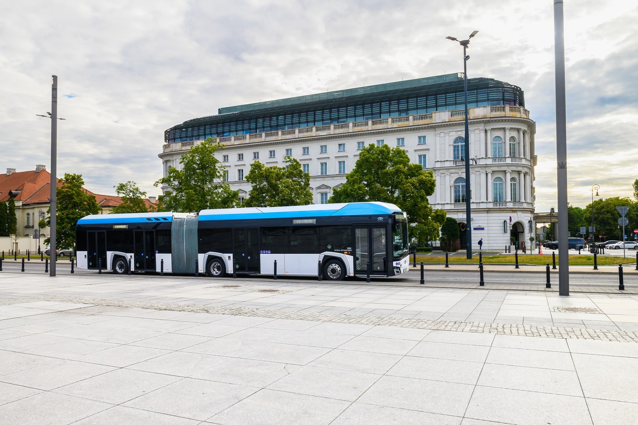 Der erste Auftrag aus Aschaffenburg über gelenkige Solaris-Wasserstoffbusse